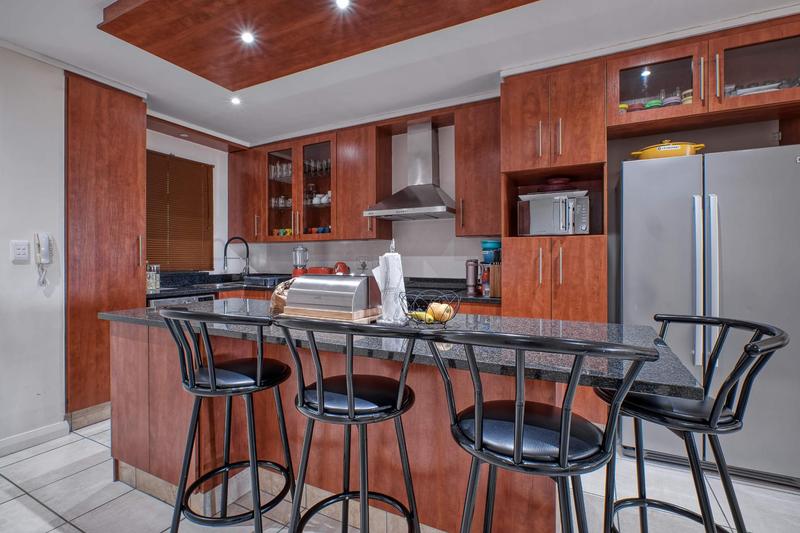 2 Bedroom Property for Sale in Humewood Eastern Cape